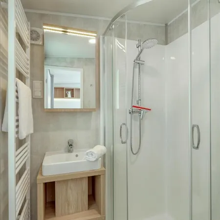 בית נופש Tiny Haus 28 Am Brombachsee